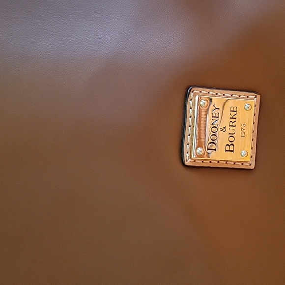 Dooney & Bourke Smooth Leather crossbody in Natural - Picture 12 of 16